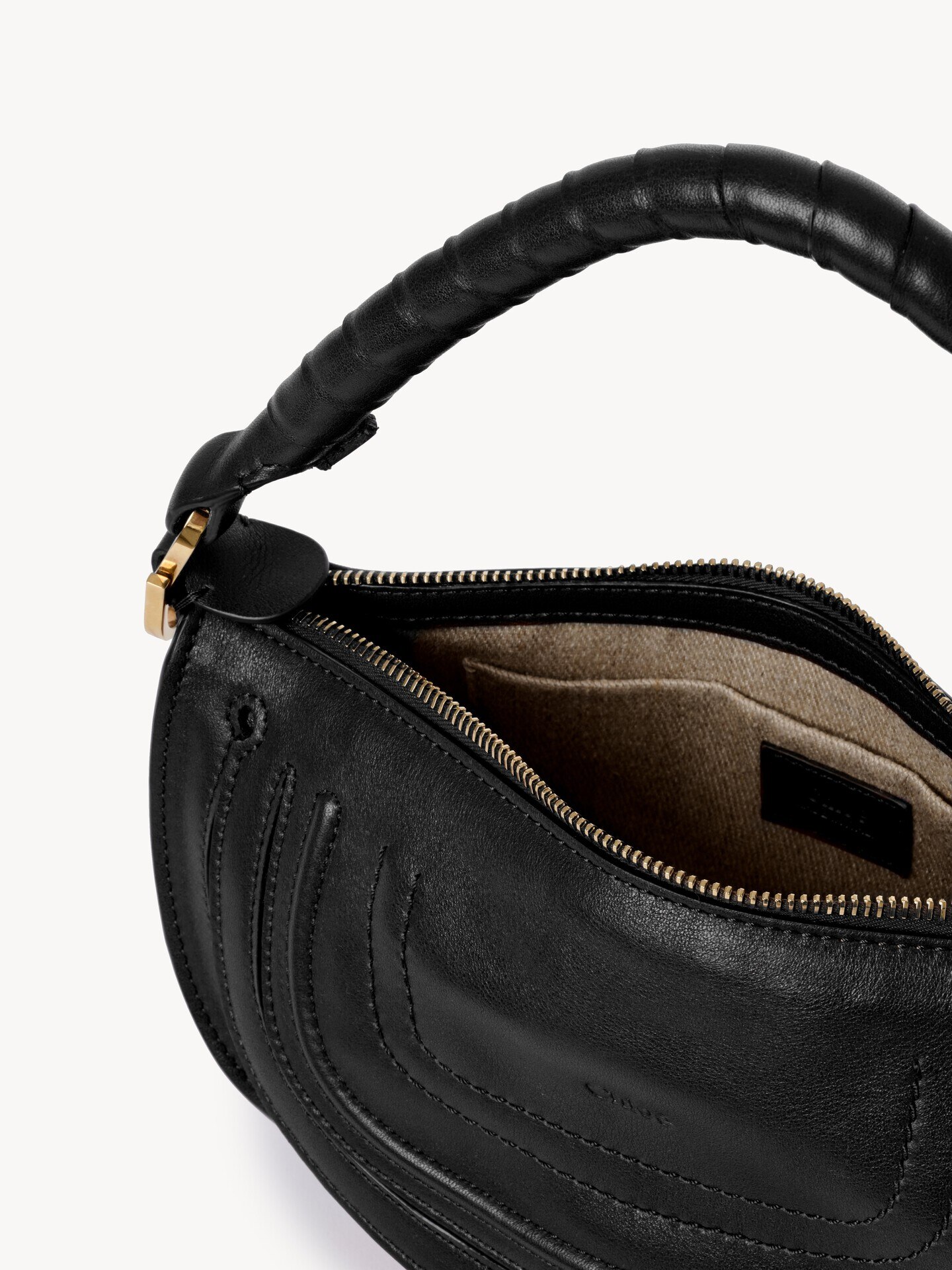 Marci Mini-Schultertasche aus weichem Leder - 5