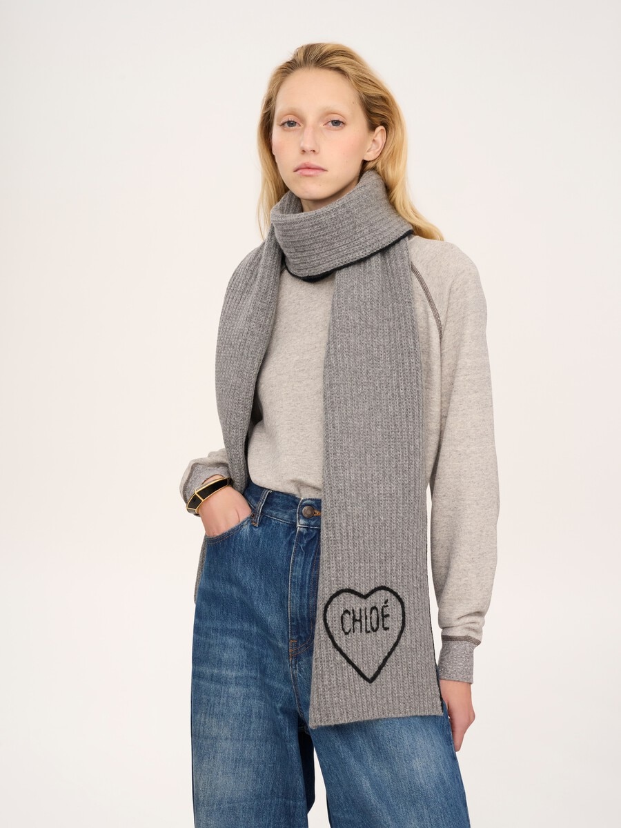 The Chlo&eacute; Encoeur scarf in wool & cashmere - 3