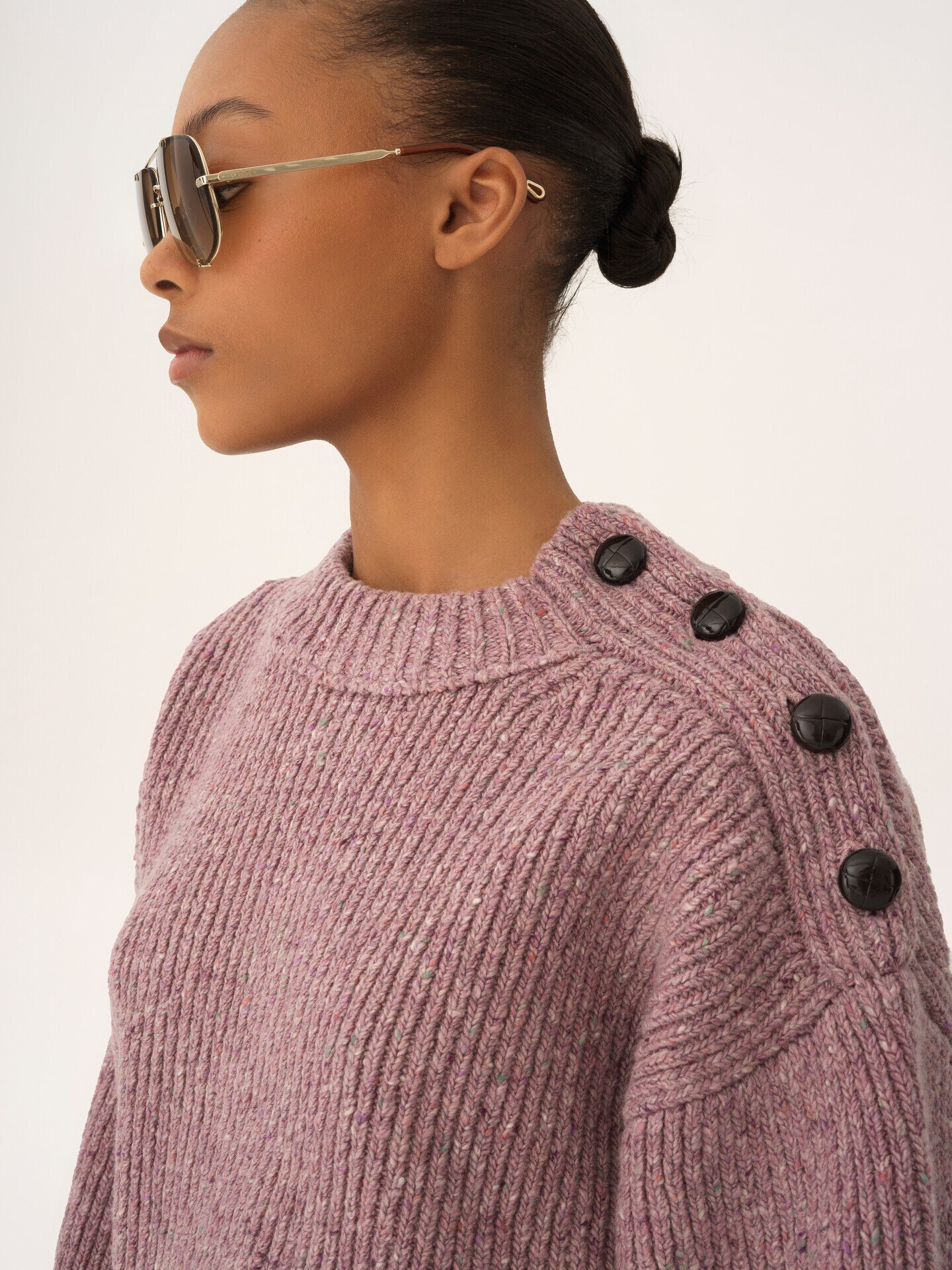 Cropped mock-neck sweater in a merino wool knit - 6
