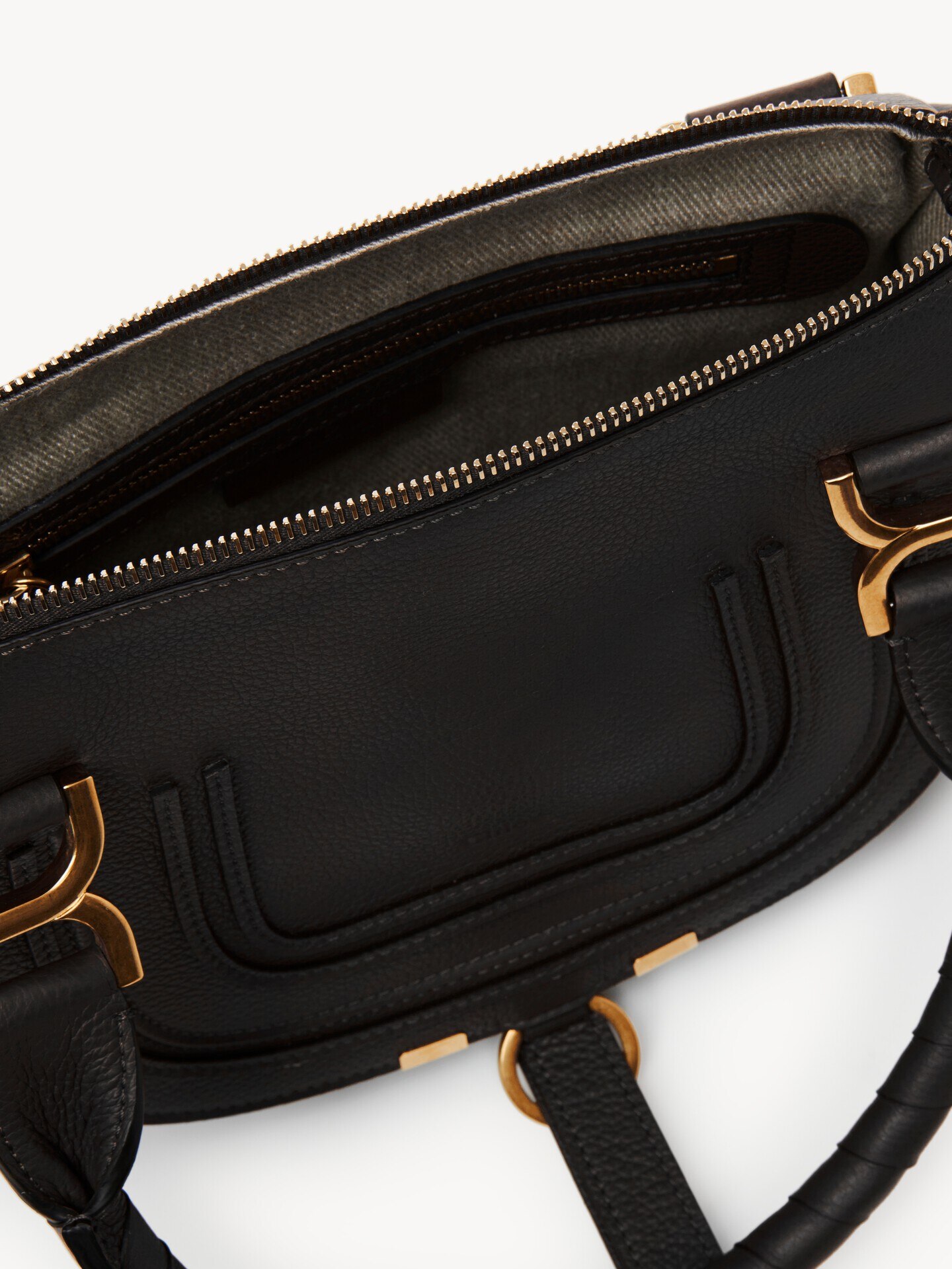 Kleine Marcie Tasche aus genarbtem Leder - 8