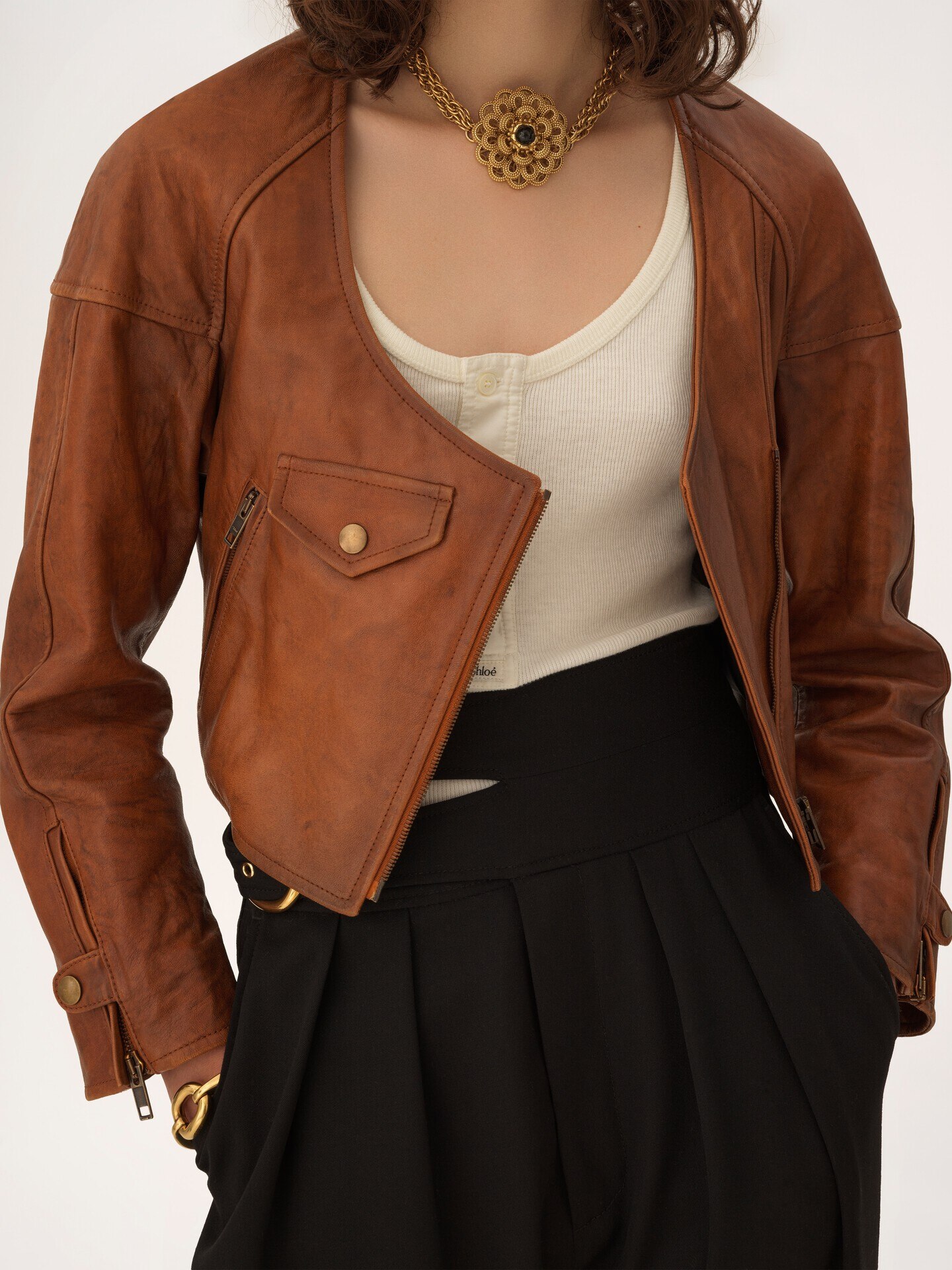 Cropped scoop-neck jacket in leather - 5.0