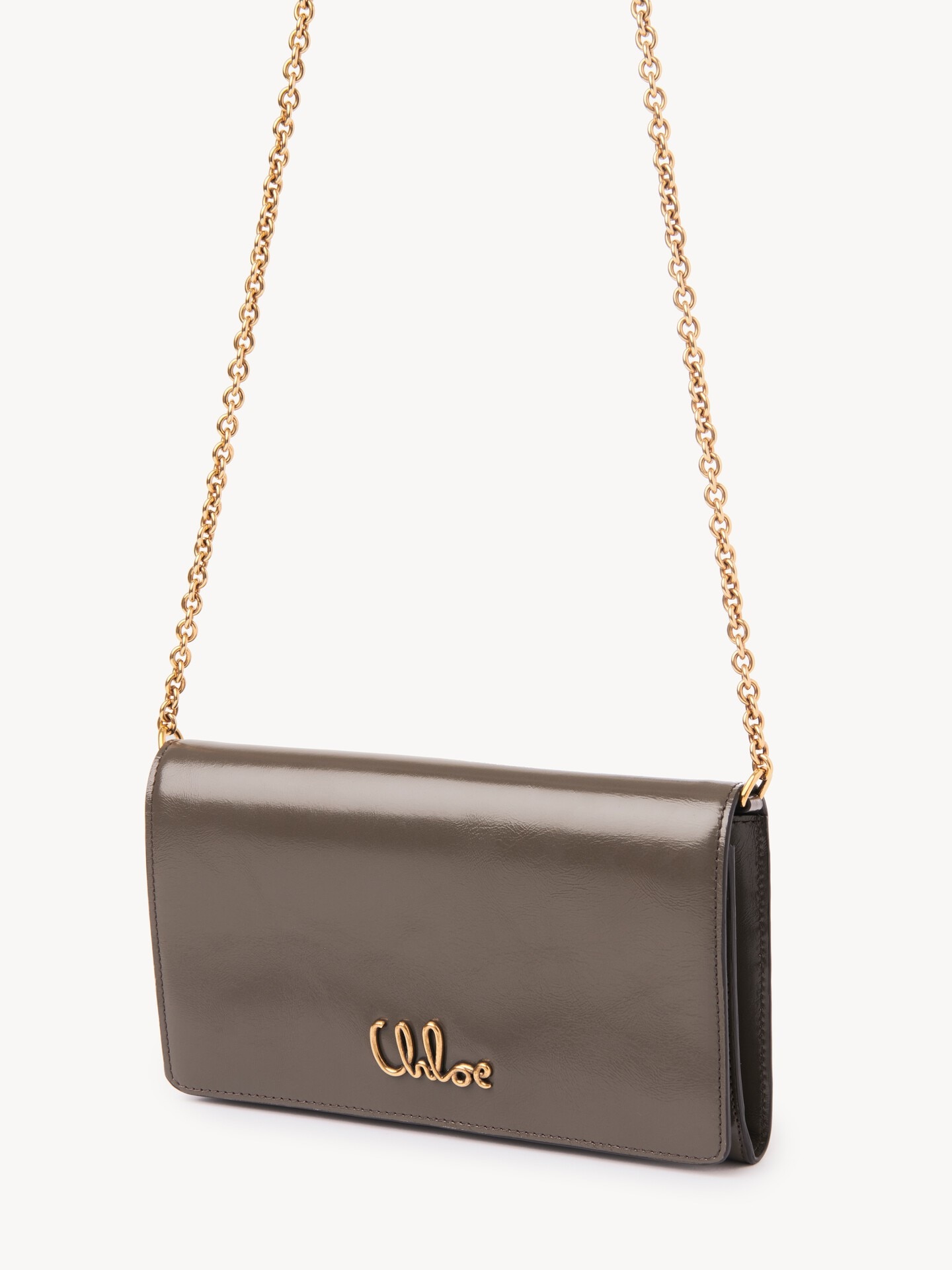 Chlo&eacute; Iconic flap wallet on chain in shiny leather - 5