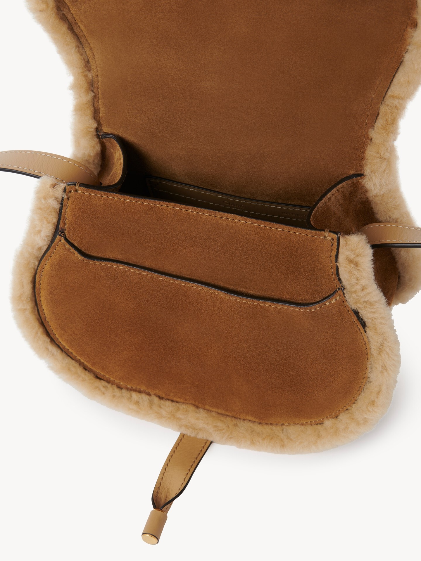 Borsa saddle Marcie piccola in pelle scamosciata e shearling - 7