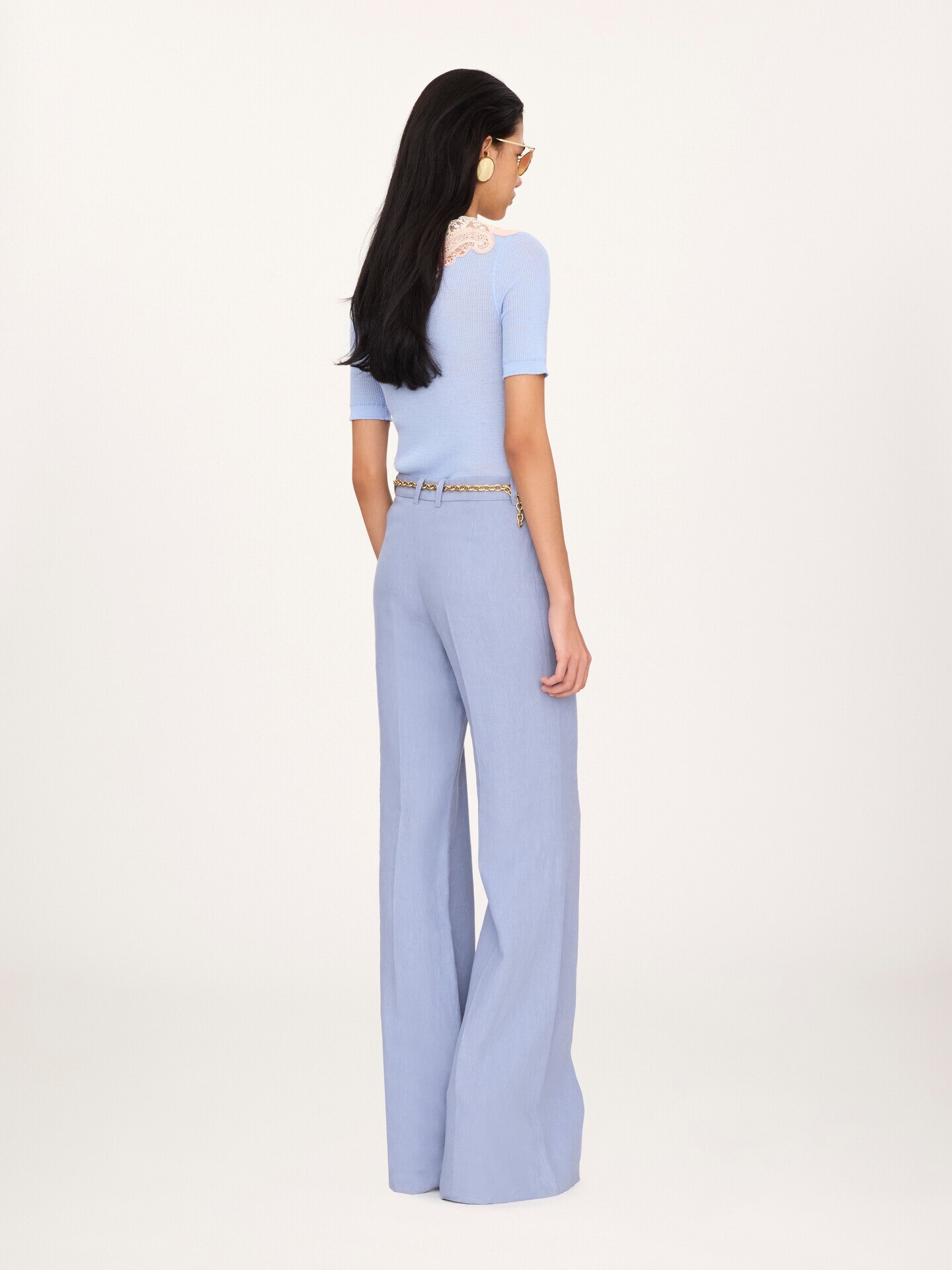 Flared high-rise trousers in linen cr&ecirc;pe - 5