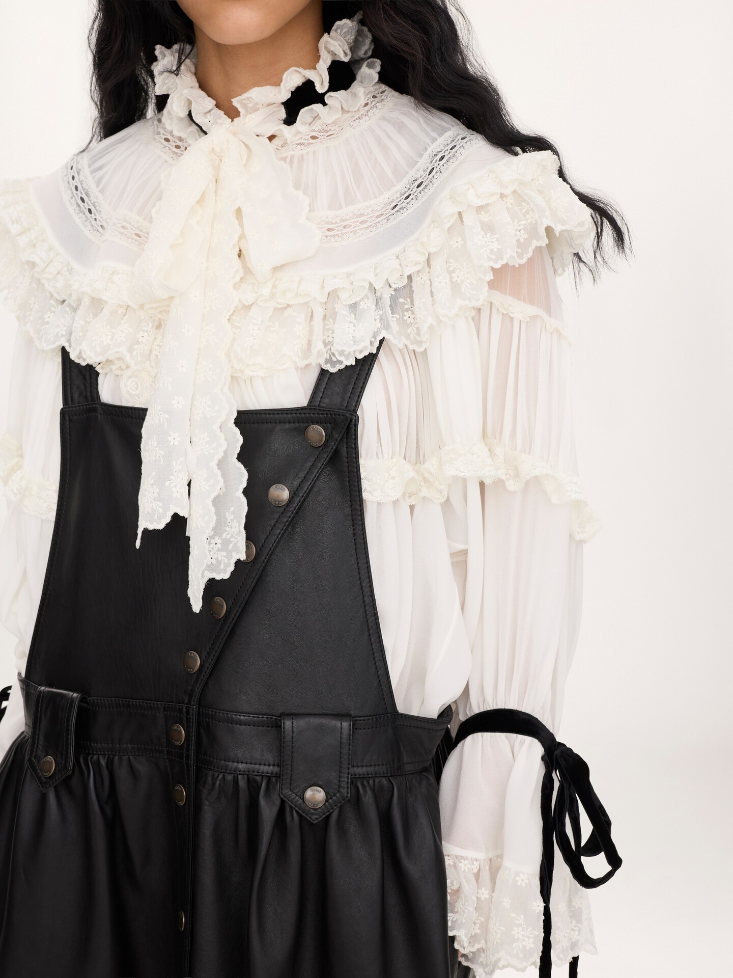 Robe tablier midi en cuir - 6.0