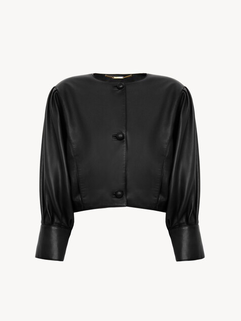 Chaqueta cropped sin cuello de cuero