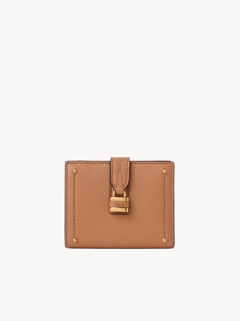 Paddington square wallet in grained leather