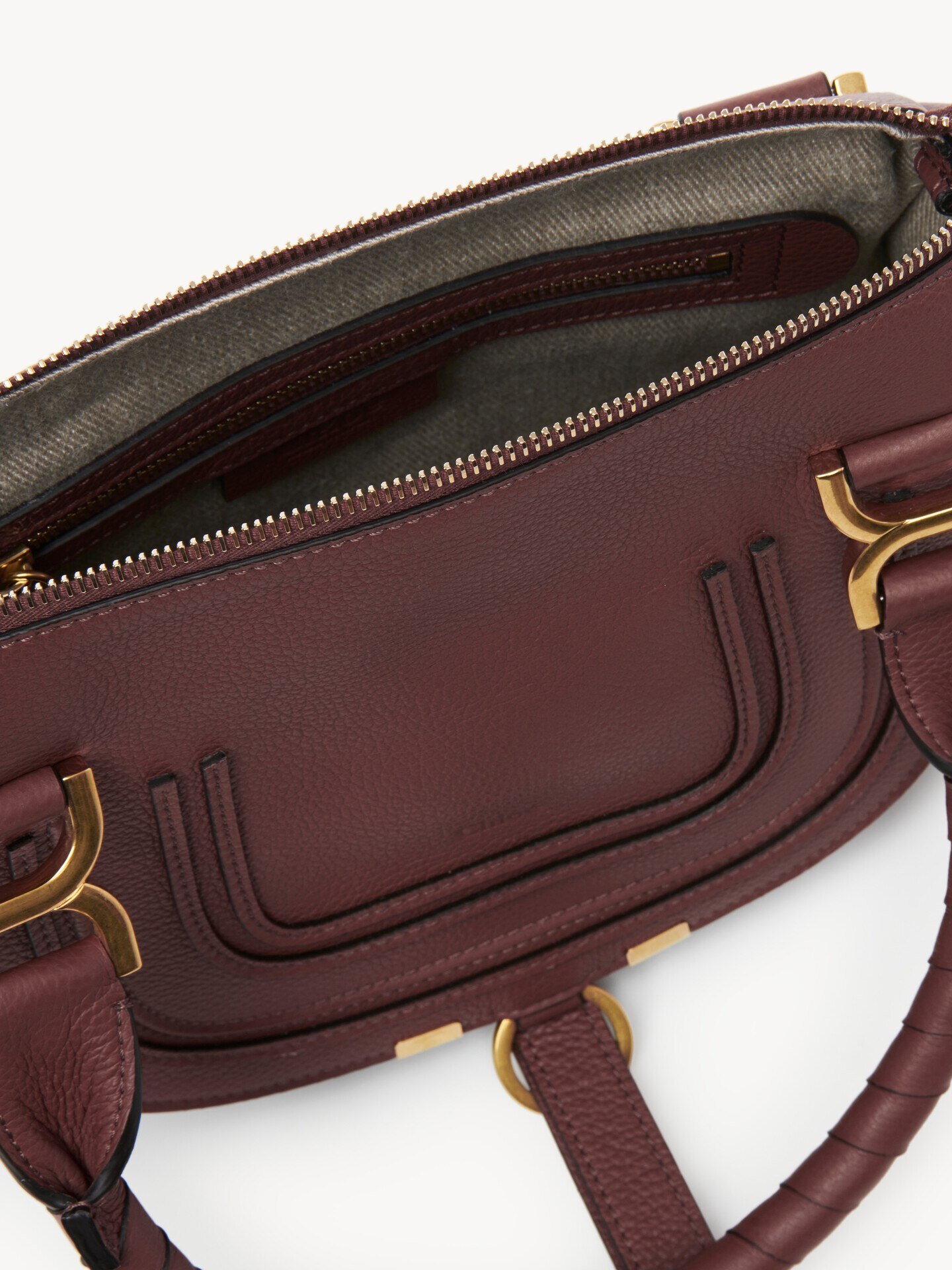 Small Marcie bag in grained leather - 4.0