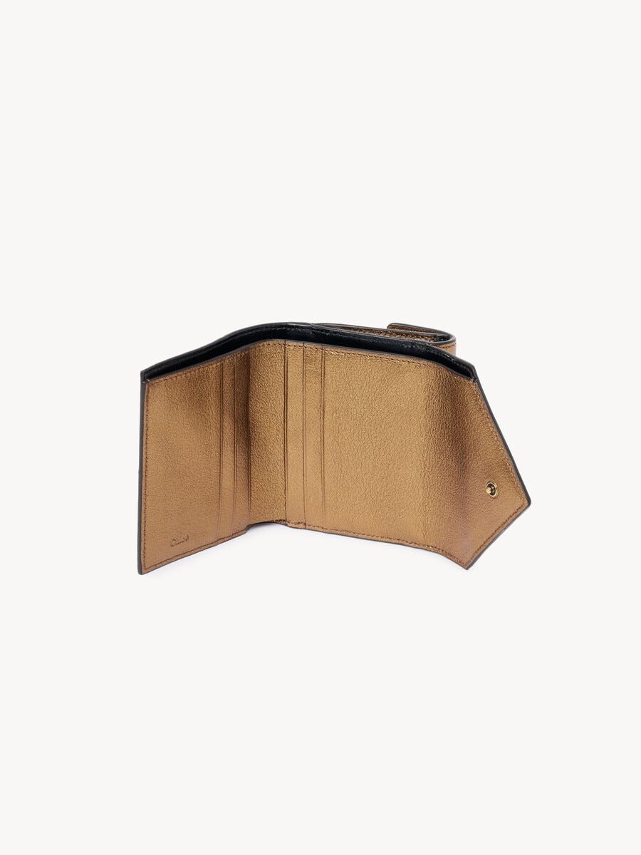 Small Envelope tri-fold in metallic leather - 5