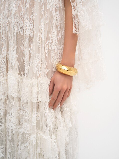 The Chlo&eacute; Bananas cuff