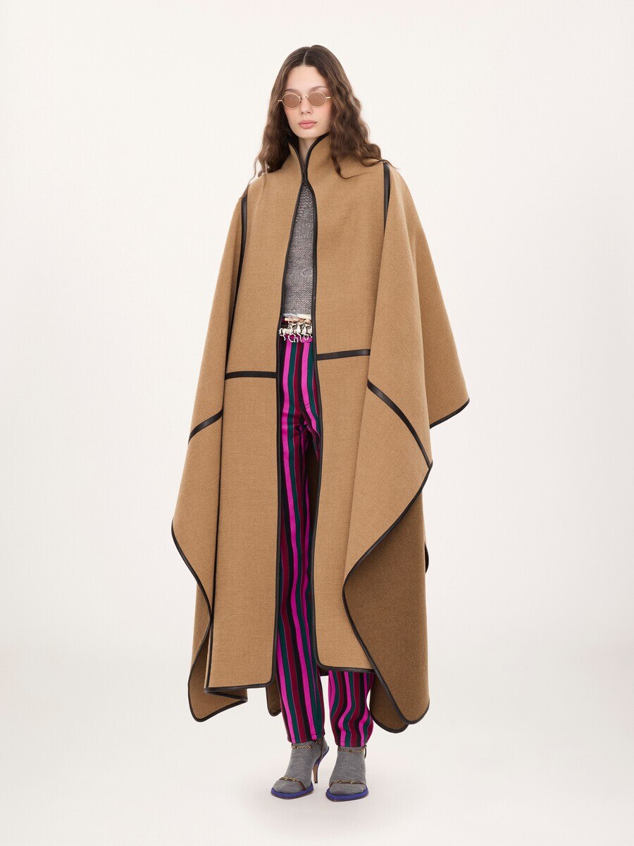 Oversized long cape coat in wool - 6