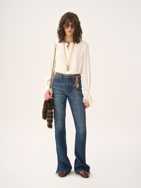 Fluid blouse in crêpe de chine & lace