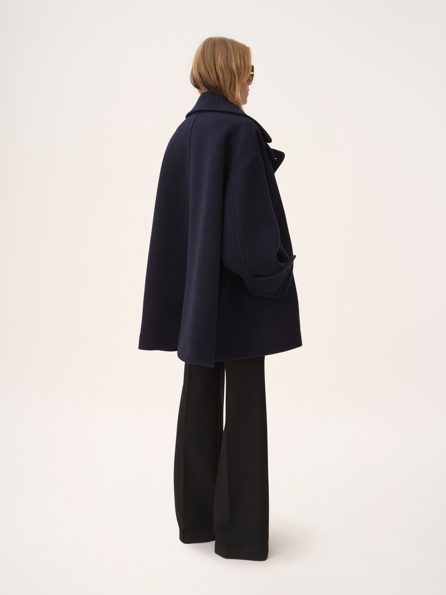 Manteau oversize crois&eacute; en laine - 5