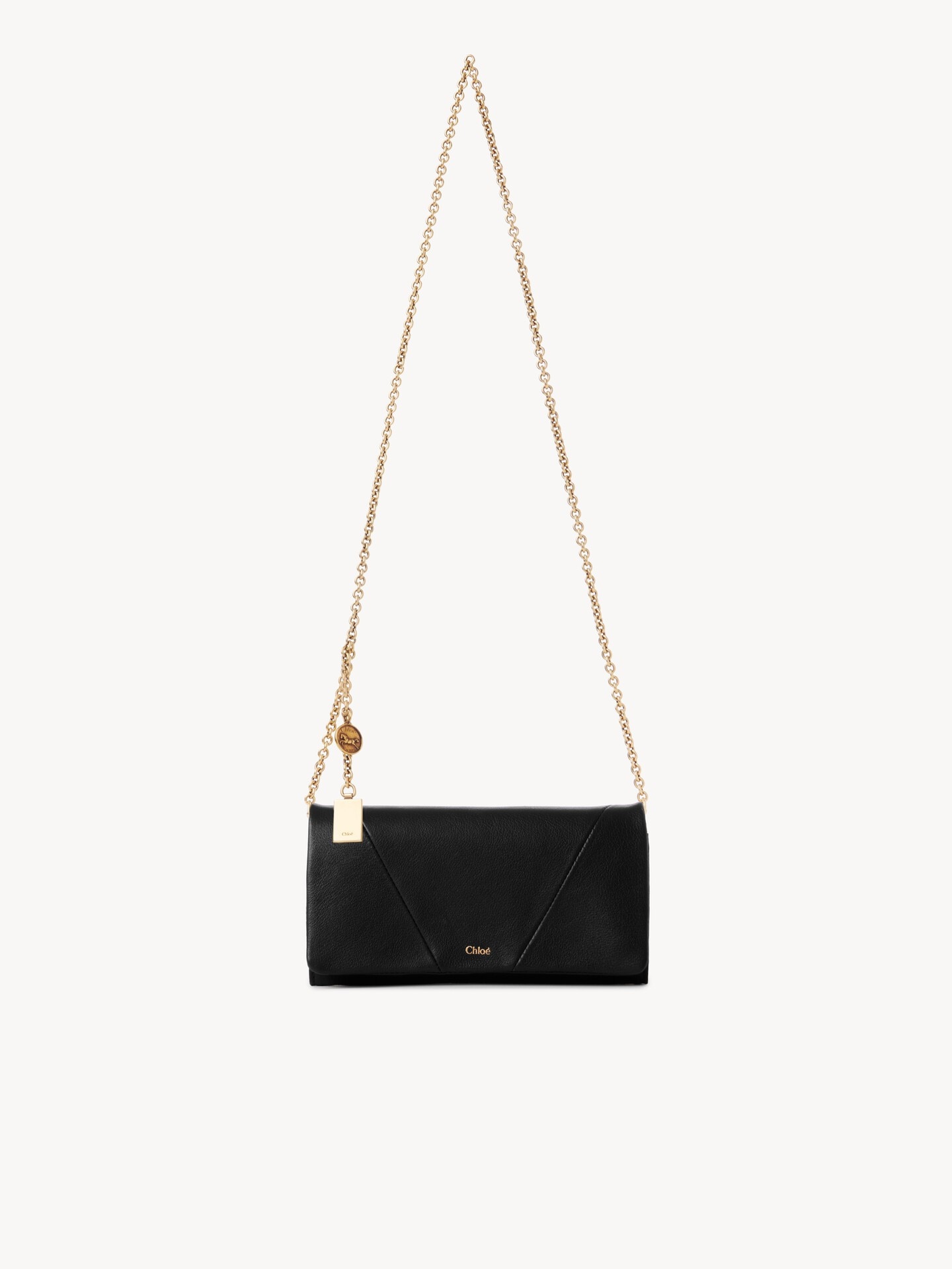Chlo&eacute; Spin Brieftasche mit &Uuml;berschlag aus genarbtem Leder mit Kette - 1