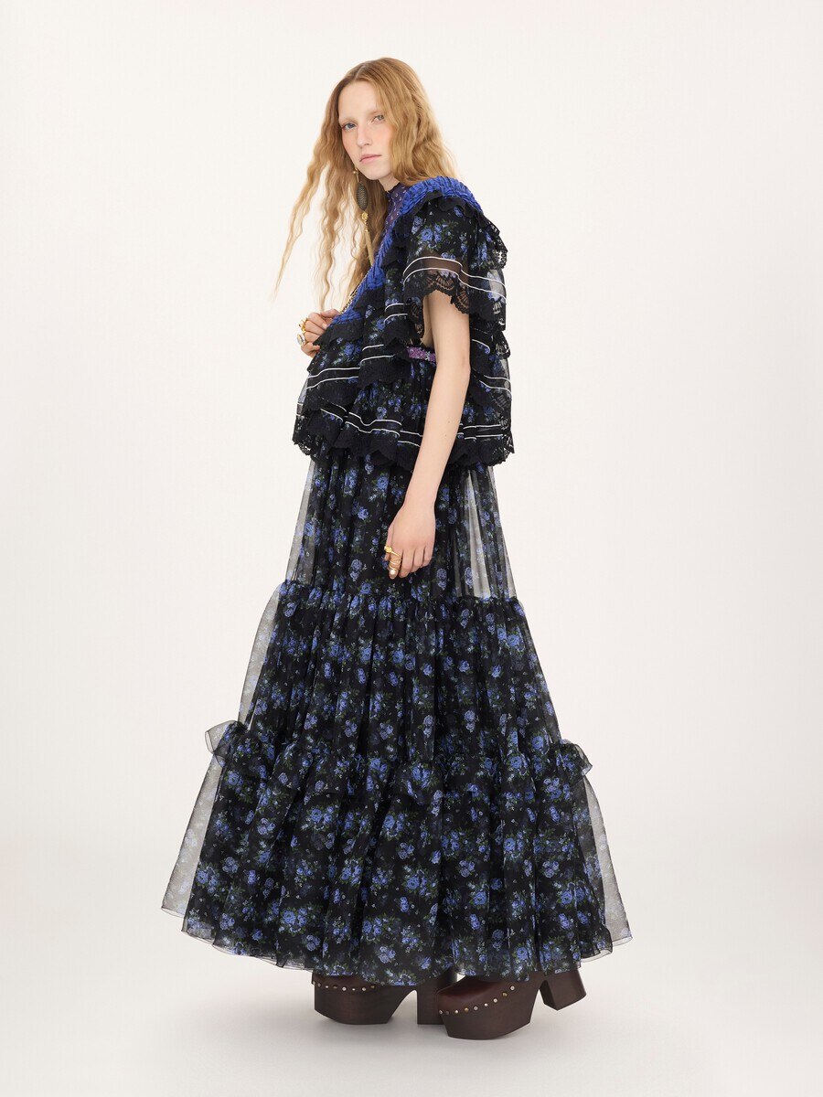 Ger&uuml;schtes langes Kleid aus Seidenmusselin und Spitze - 7