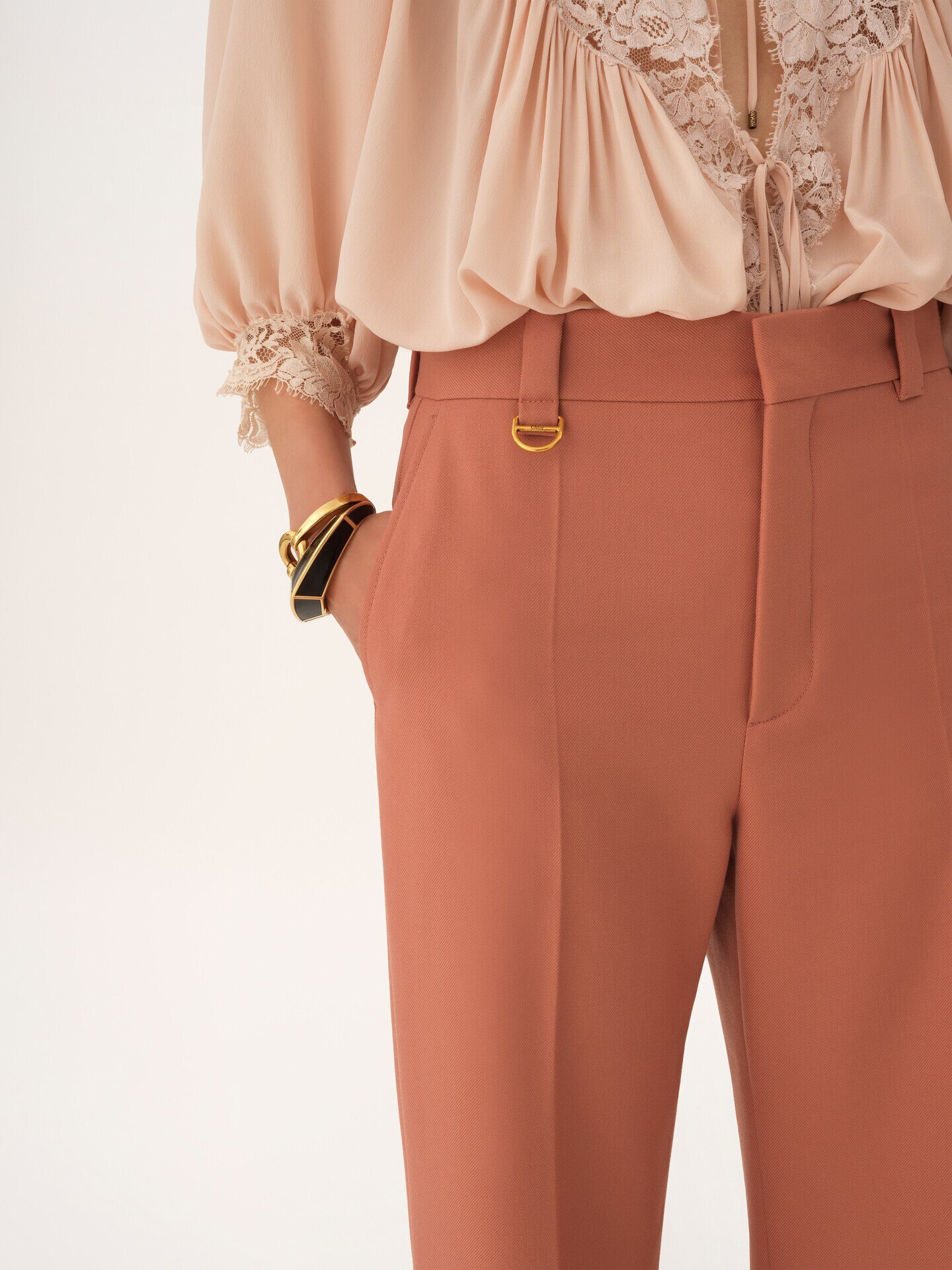 Pantaloni bootcut svasati in gabardine di lana - 5