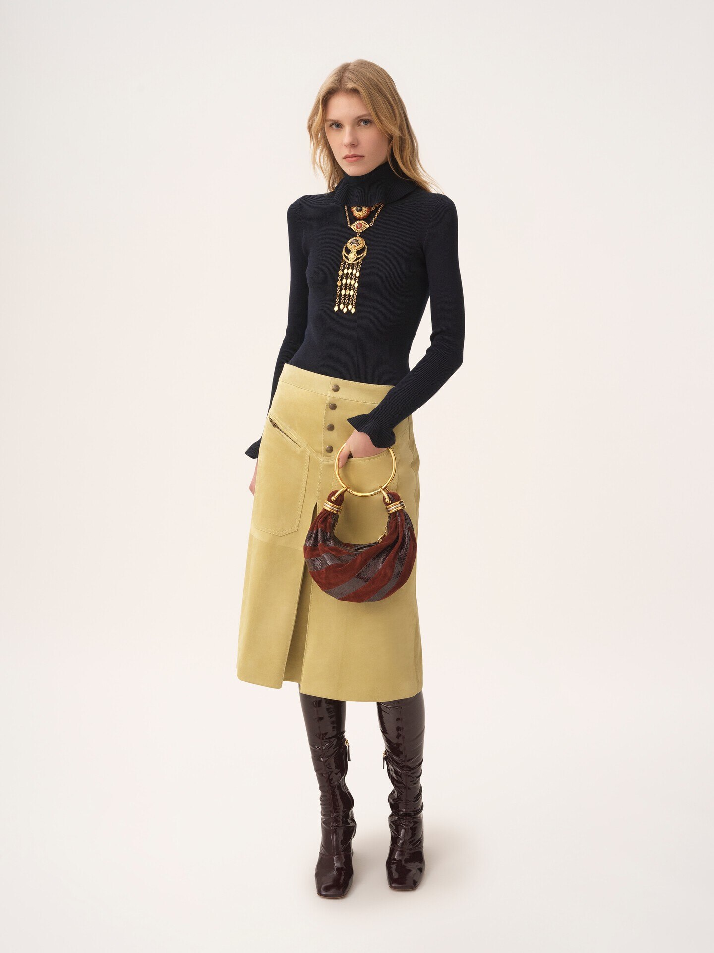 Jupe mi-longue en cuir velours - 3