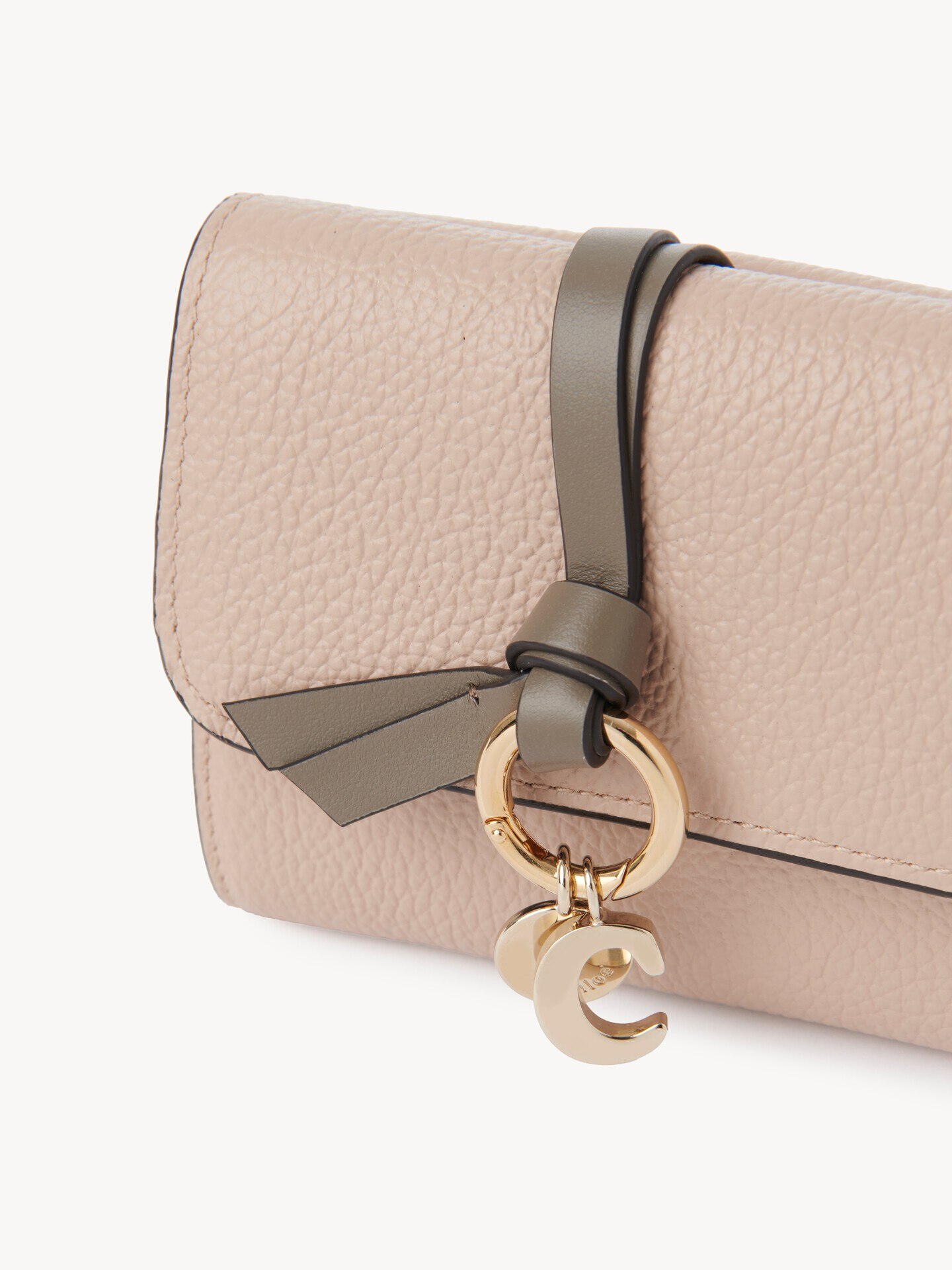 Petit portefeuille &agrave; trois volets Alphabet en cuir grain&eacute; - 6