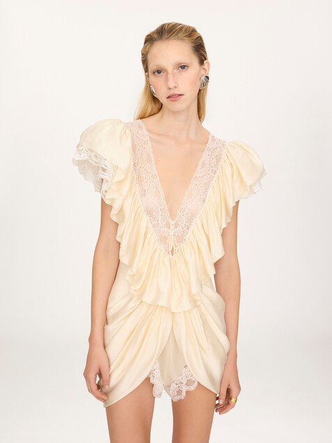 Kurzer Jumpsuit aus gewaschenem Seidensatin und Spitze mit V-Ausschnitt