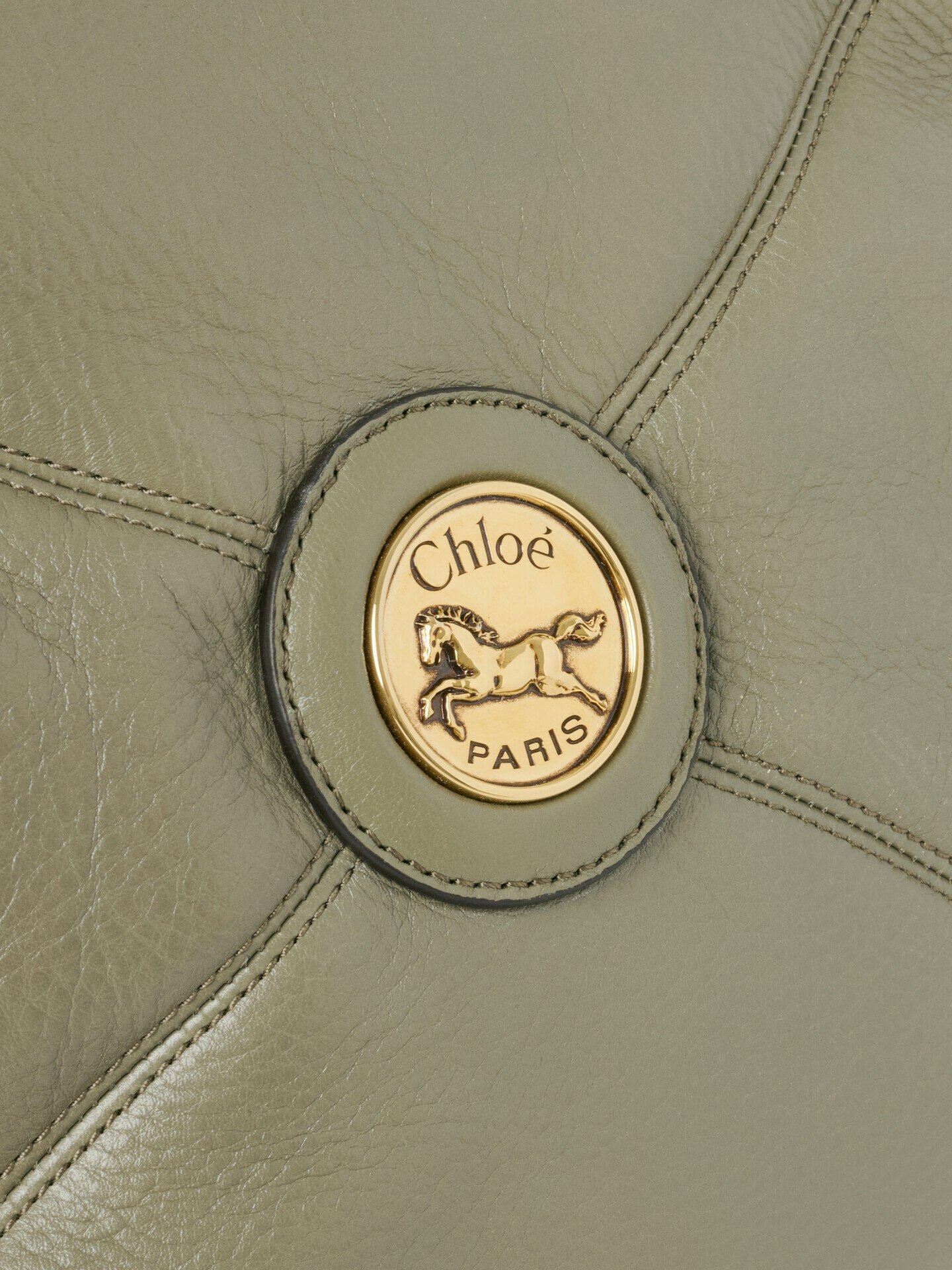 Bolso tote Chlo&eacute; Balloon East-West de cuero granulado - 7