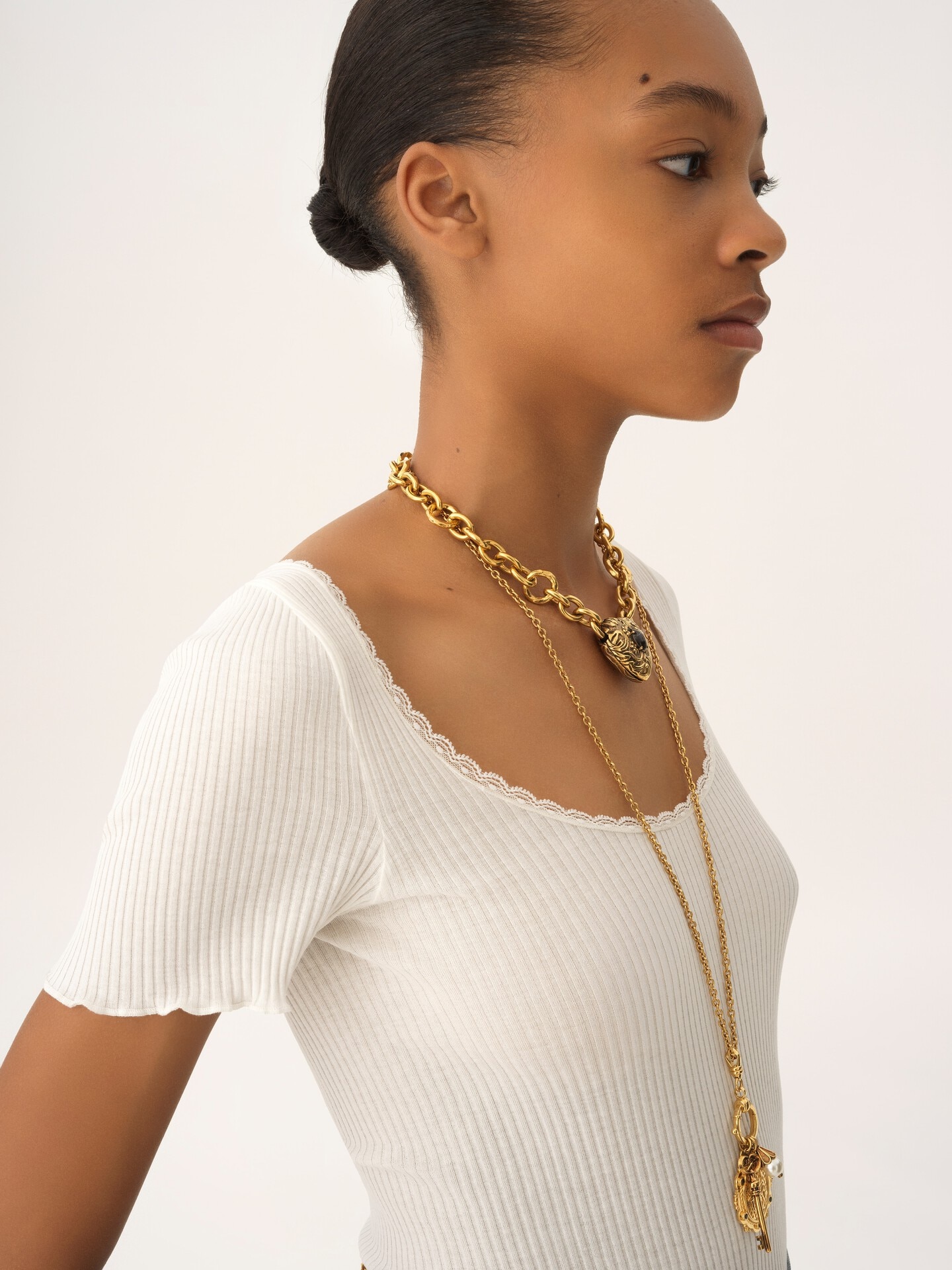 T-shirt ajust&eacute; &eacute;chancr&eacute; en coton - 5