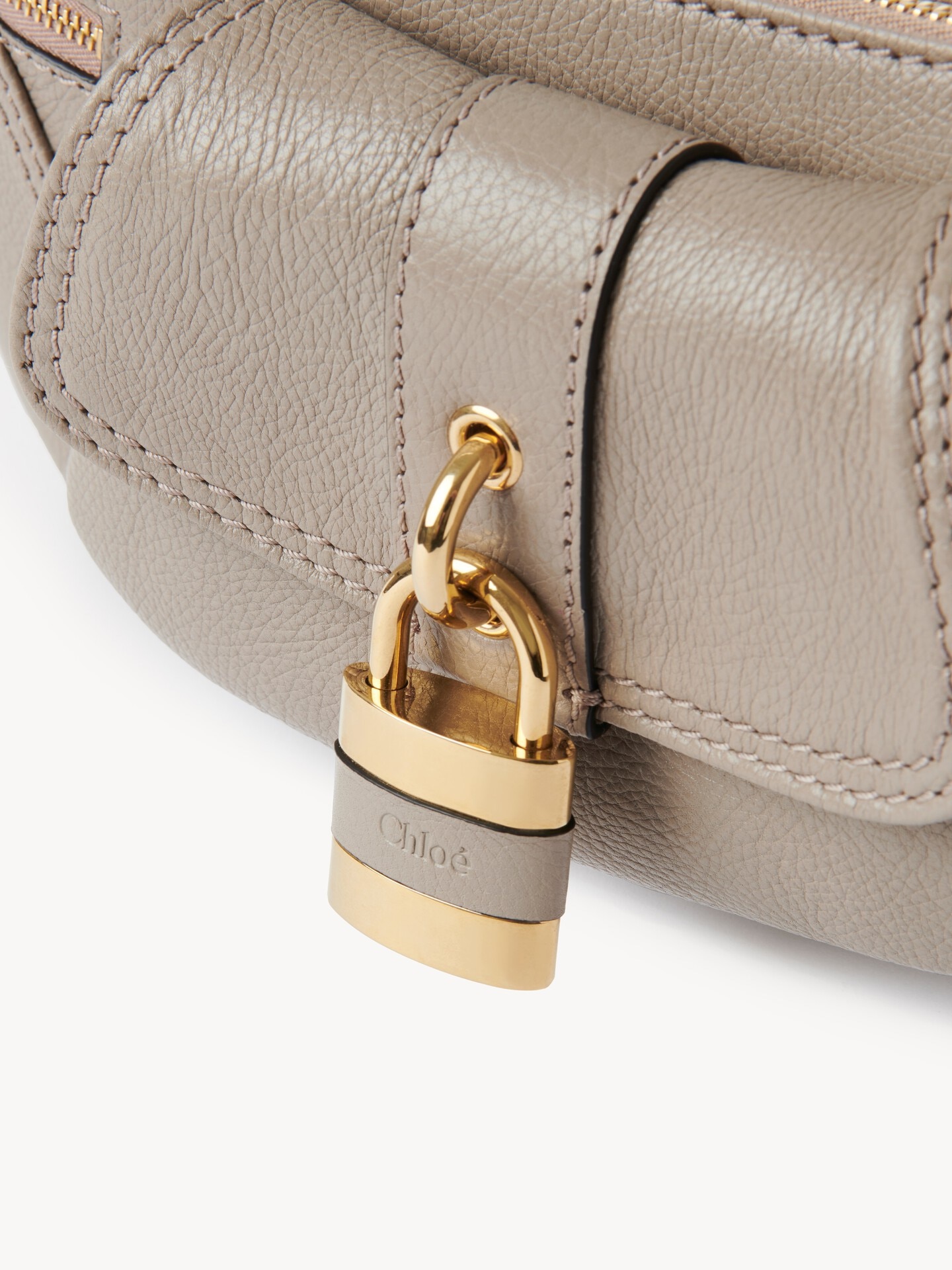 The 99 shoulder bag in grained leather - 7