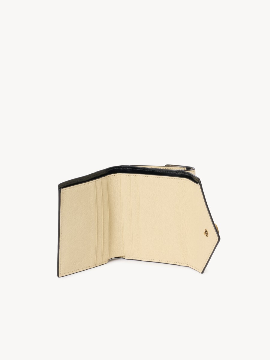 Small Envelope tri-fold in grained leather - 5