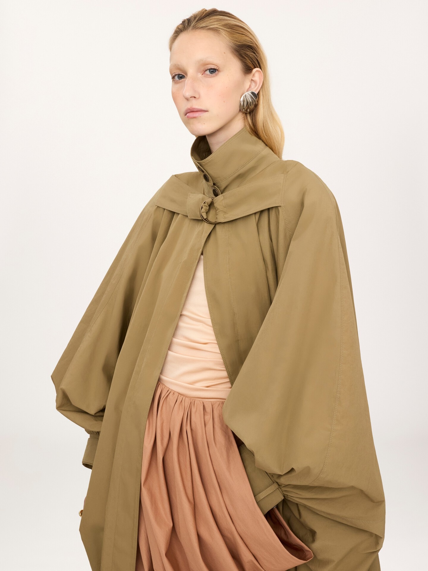 High-neck oversized cape coat in cotton poplin - 7.0
