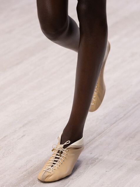 Look 25