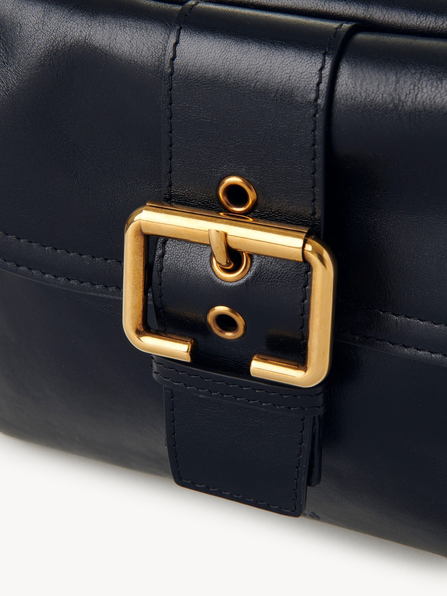 Camera bag aus gl&auml;nzendem Leder - 7