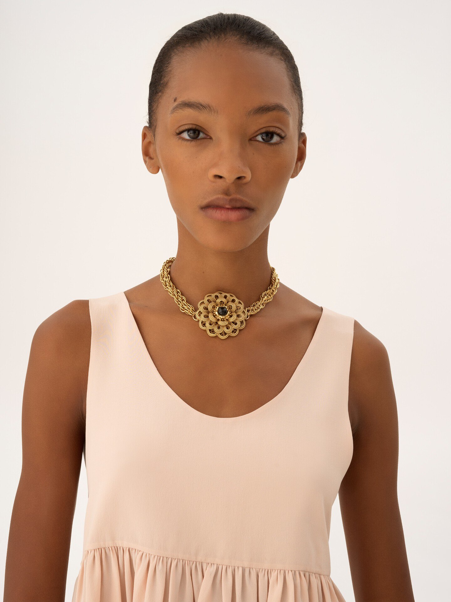 Gathered sleeveless top in cr&ecirc;pe de chine - 6.0