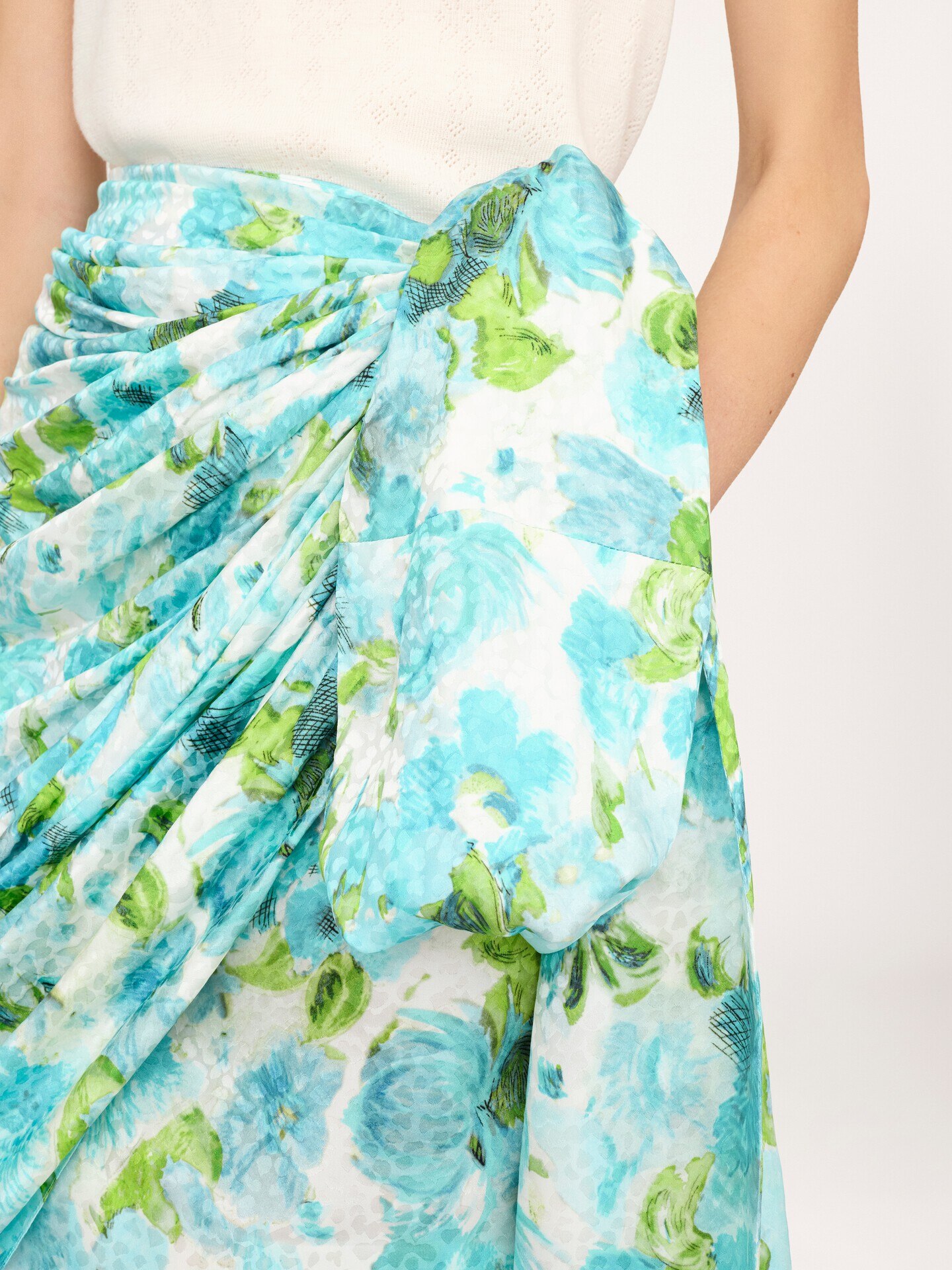 Jupe portefeuille courte en soie jacquard - 7