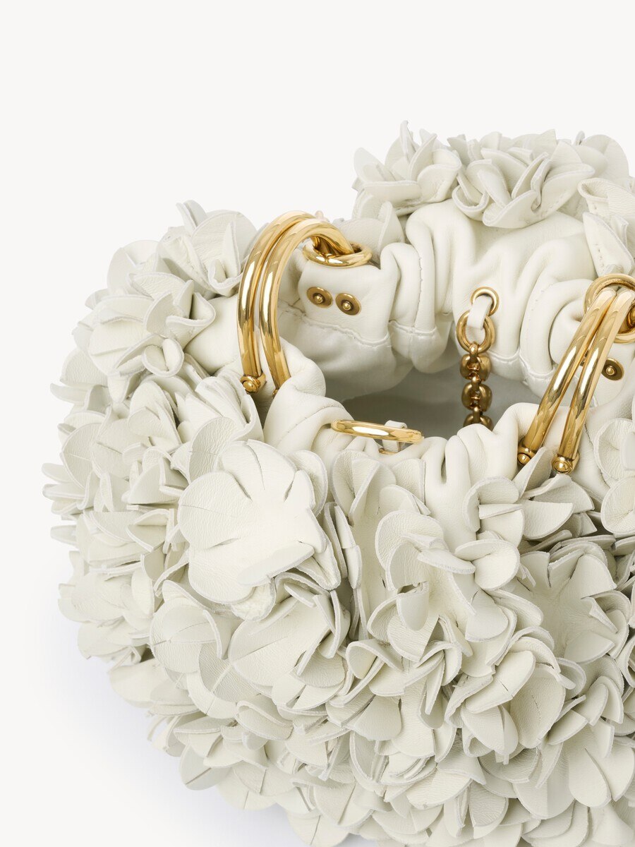 Chlo&eacute; Pliss&eacute; shoulder bag with chain in leather with flowers - 8