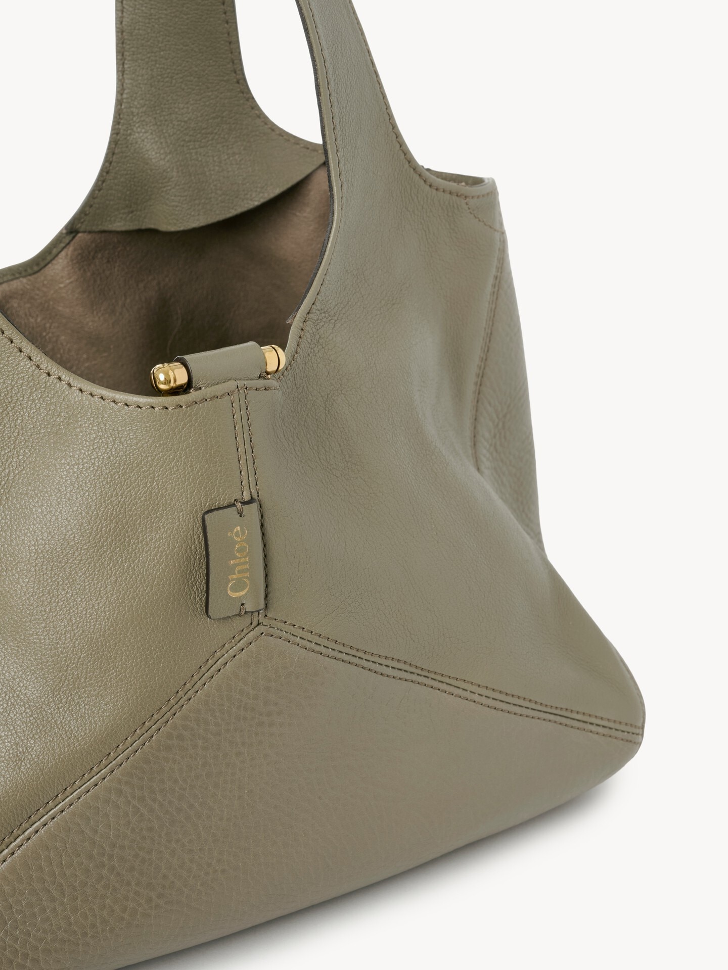 Chlo&eacute; Balloon east-west tote bag in grained leather - 6