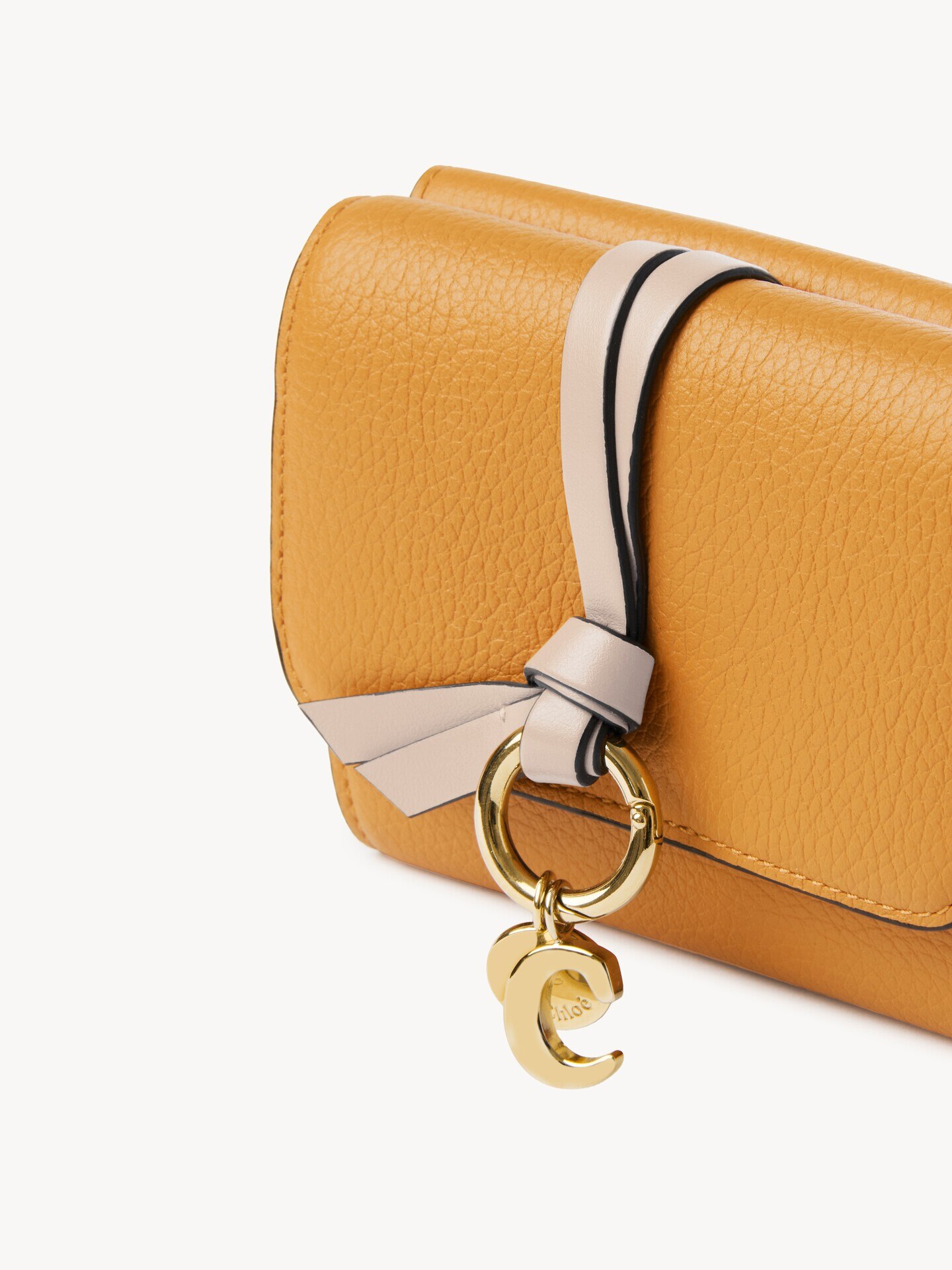 グレインレザー製Alphabetスモールトリフォールド - 6