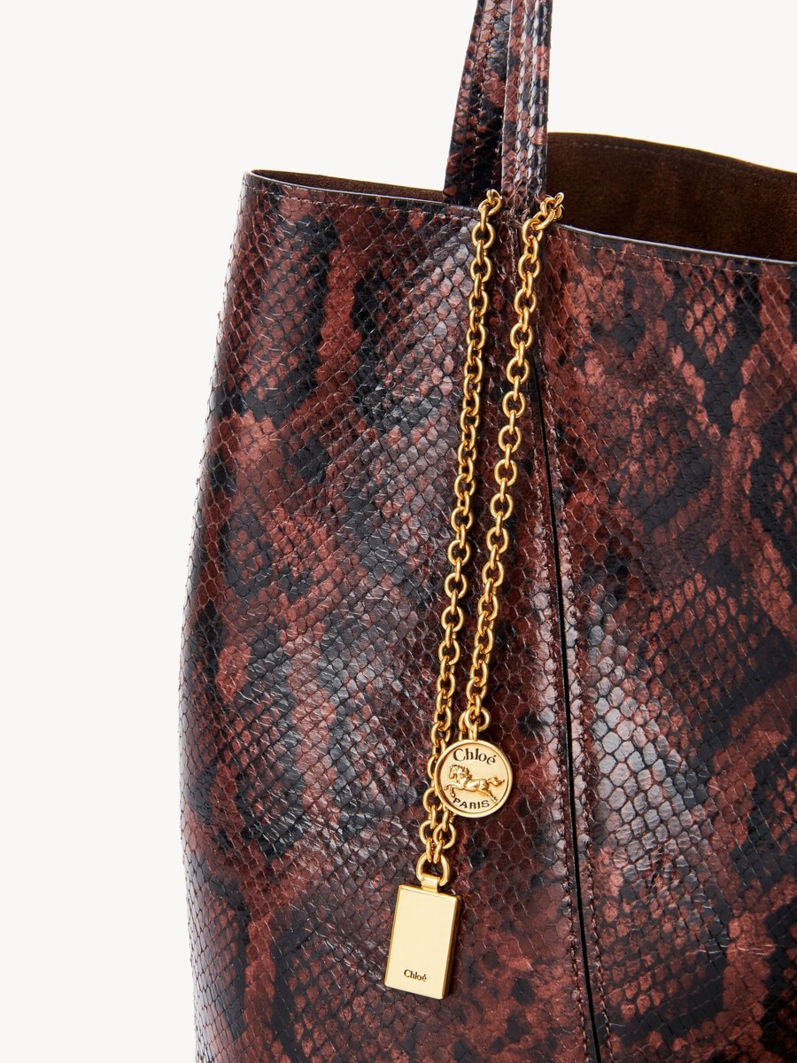 Chlo&eacute; Spin tote bag in python-effect leather - 6