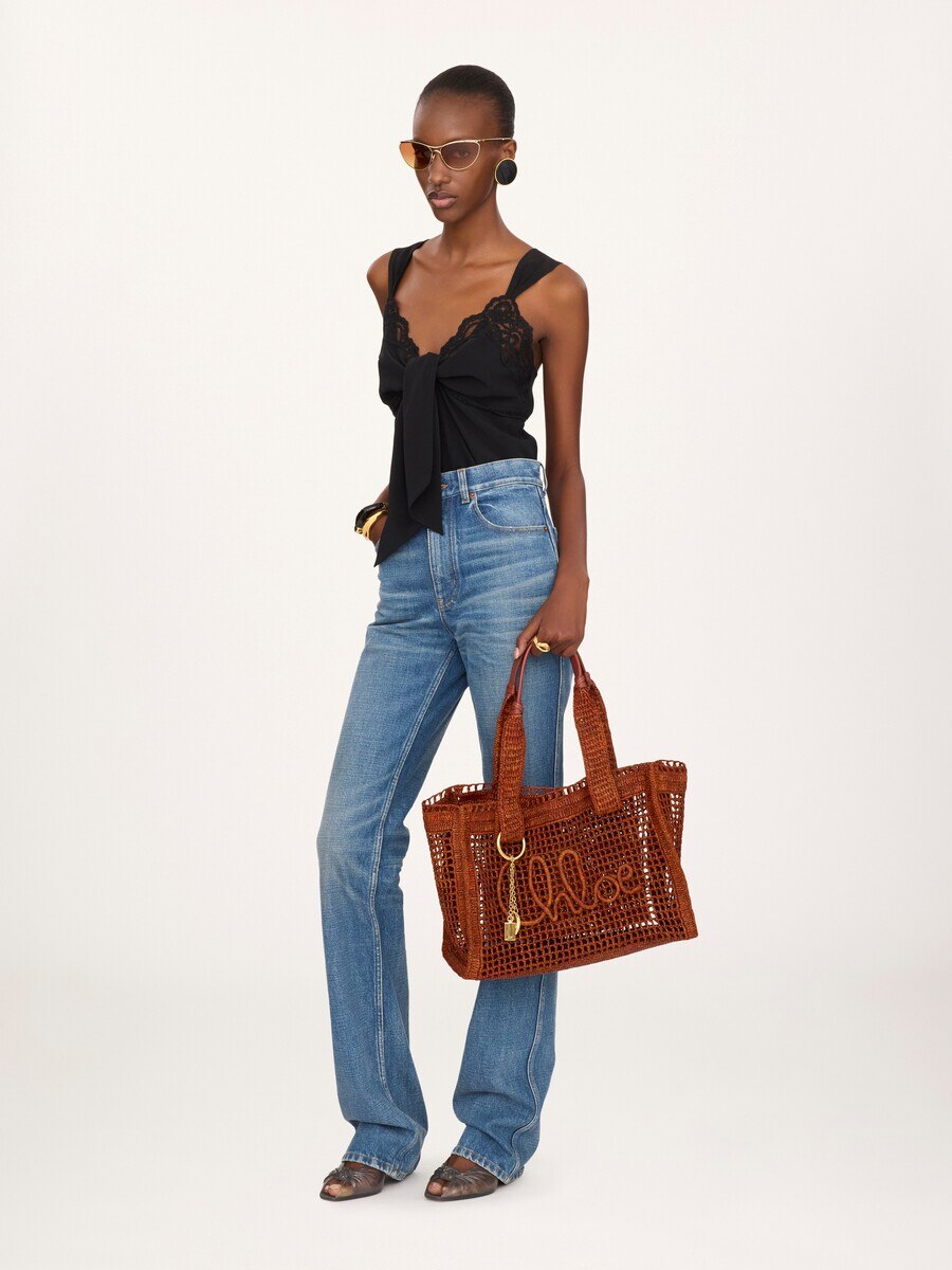 Summer Banana east-west tote bag in raffia - 8