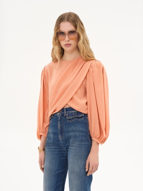 Draped cropped top in cr&ecirc;pe de chine