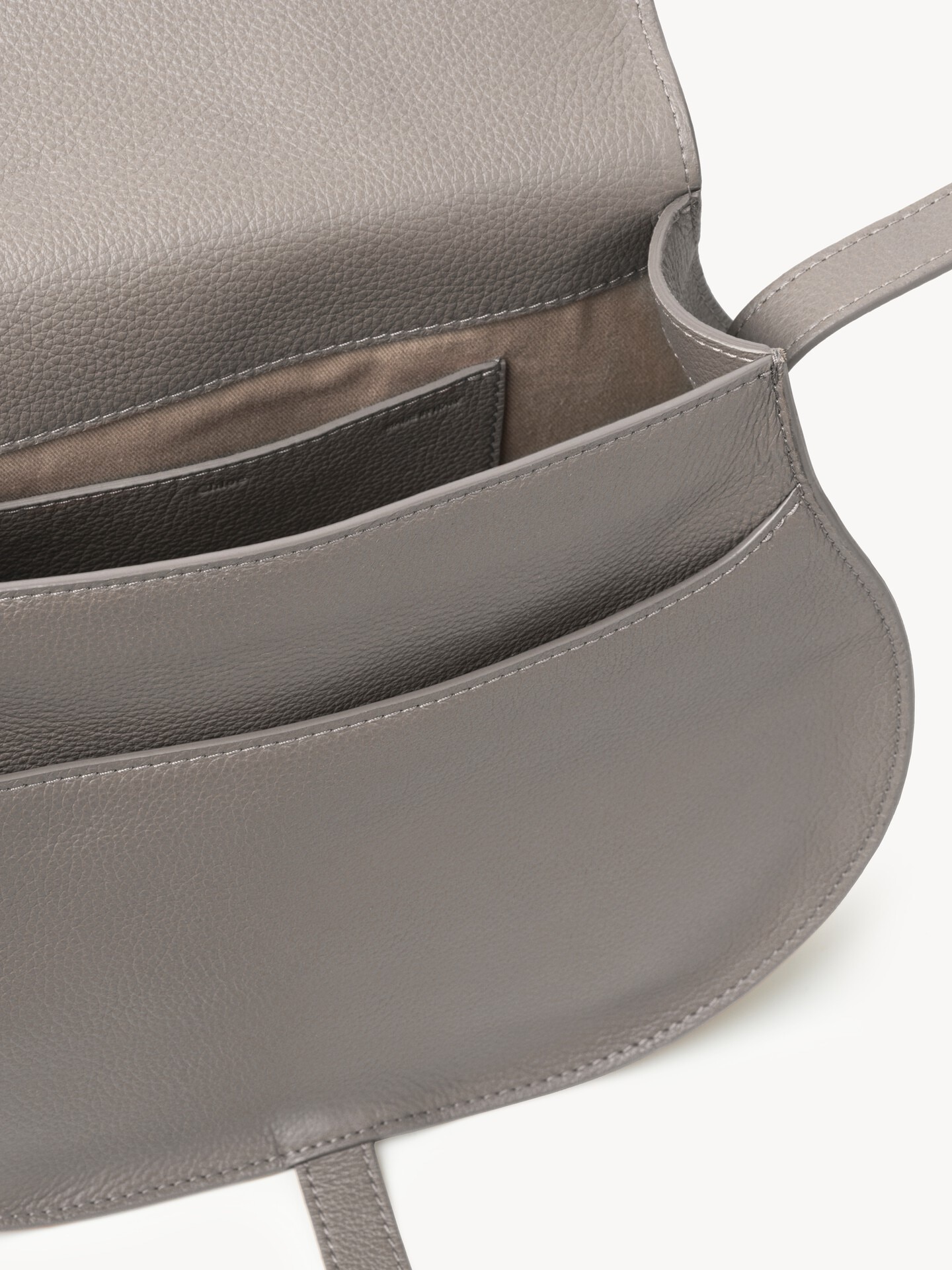 Bolso saddle Marcie de cuero granulado - 5
