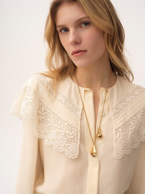 The Chlo&eacute; Prism necklace