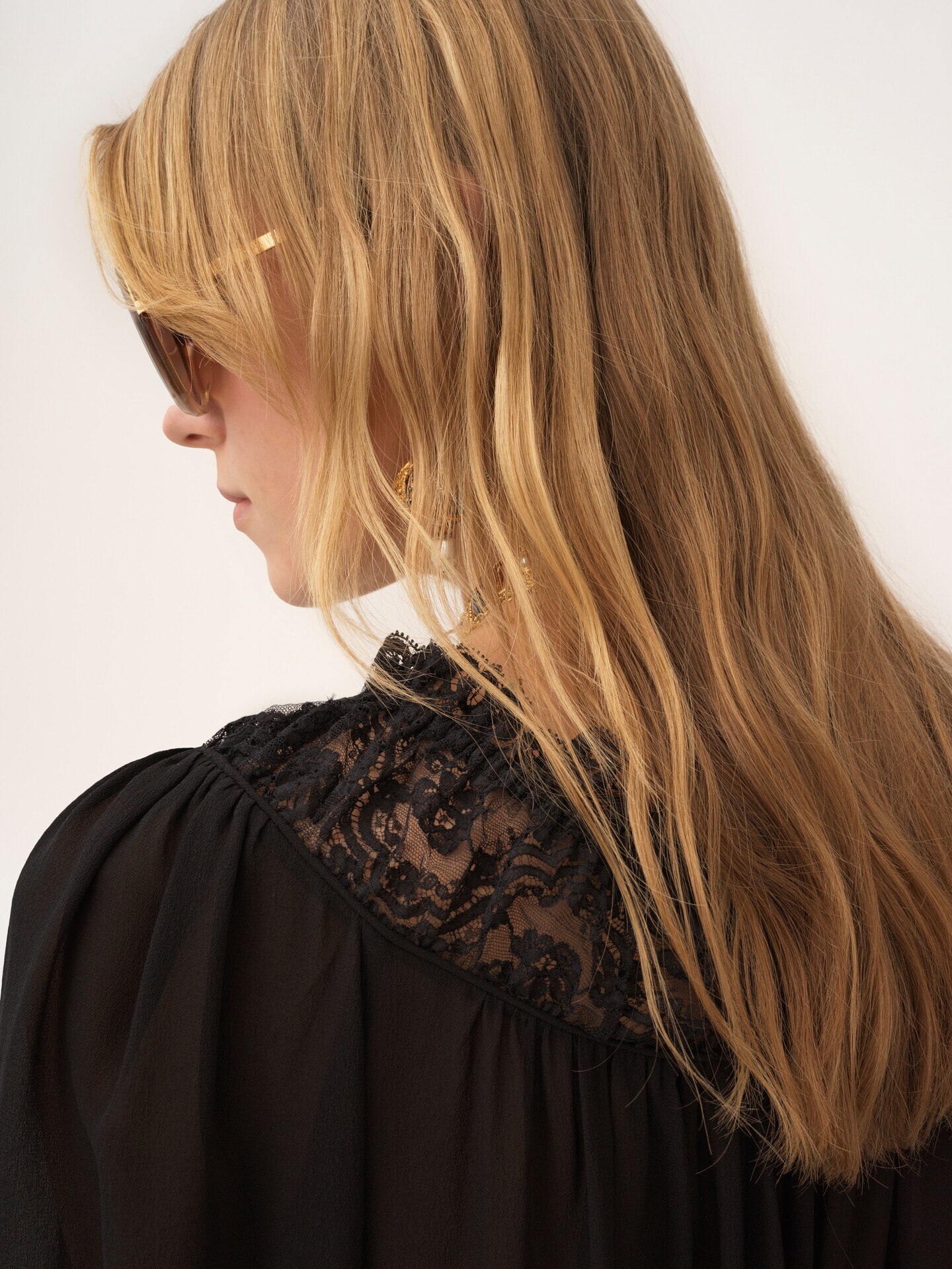 Scoop-neck cropped top in silk georgette & lace - 7