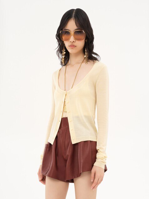 Scoop-neck fitted cardigan in superfine wool knit