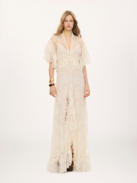 Robe longue &agrave; volants en dentelle