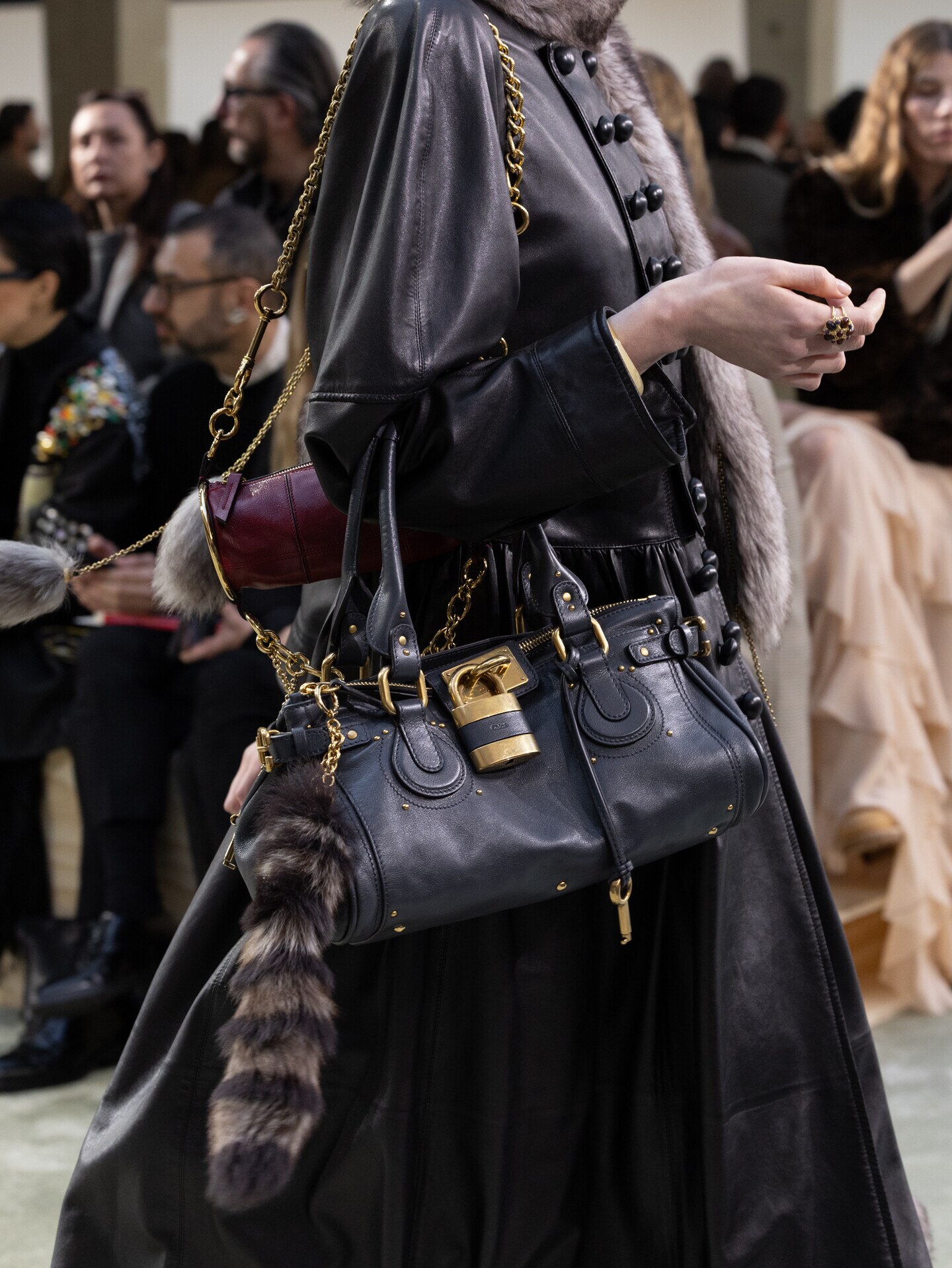 Look 31 - 2