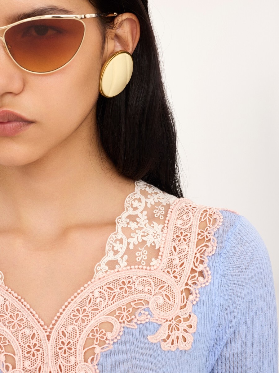 Elbow-sleeve fitted jumper in a wool knit & lace - 6