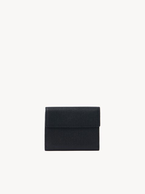 Petit portefeuille &agrave; trois volets Chlo&eacute; Charms en cuir grain&eacute;