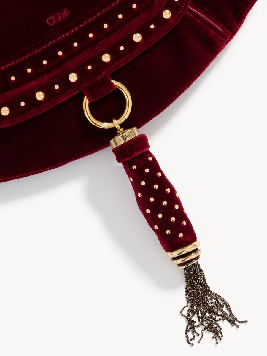 Bolso hobo Marcie Foulard peque&ntilde;o de terciopelo con tachuelas - 5