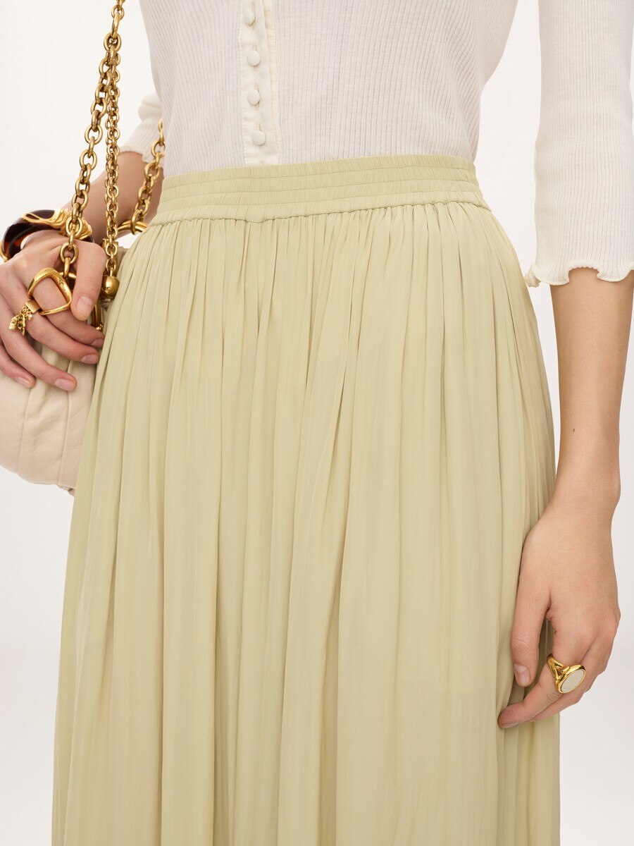 Fluid pleated trousers in washed technical satin - 9