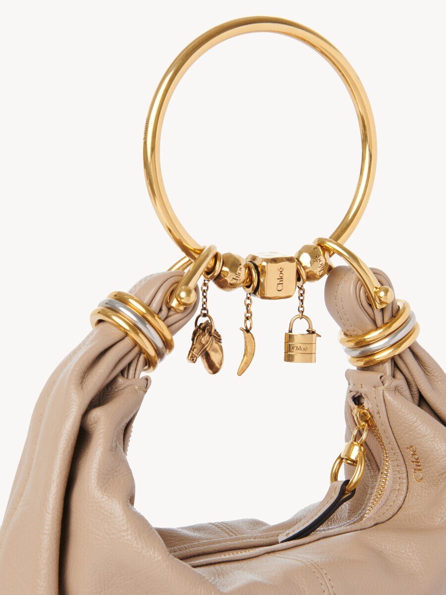 Small Bracelet hobo bag in grained leather - 5