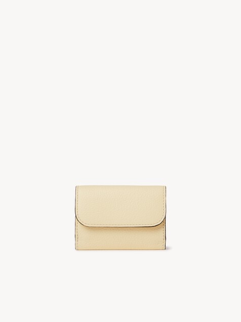 Mini portefeuille &agrave; trois volets Alphabet en cuir grain&eacute;